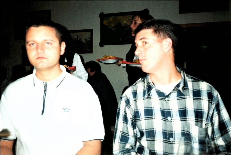 KT1998_000011