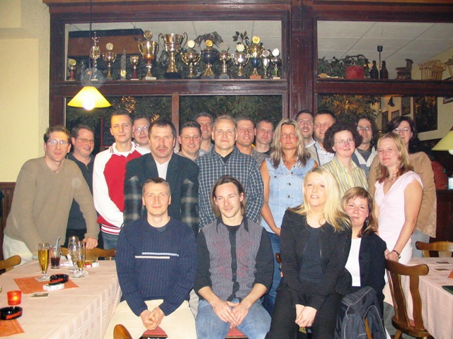 KT2004_000001